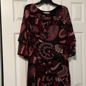 Elegant Paisley Mini Dress - Black and Red